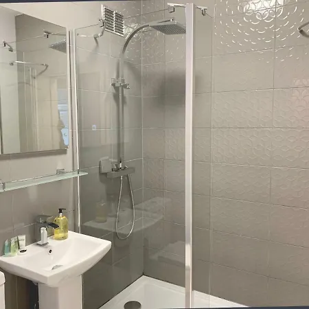 Chic In Trendy Fitzrovia W1. By Oxford St Apartment *