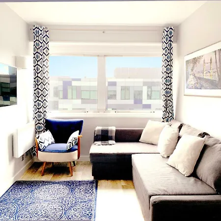 Apartment Chic In Trendy Fitzrovia W1. By Oxford St