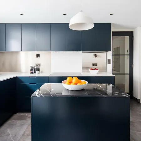 Iverna Gardens By Lime Street * London