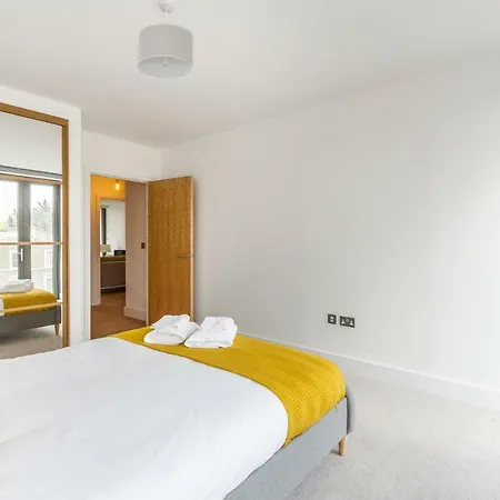 Stunning Brand New - Westminster * London