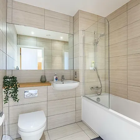 Stunning Brand New - Westminster *