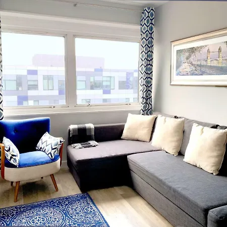 Chic In Trendy Fitzrovia W1. By Oxford St Apartment *