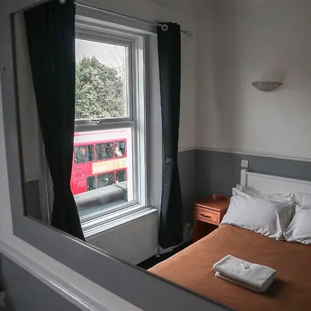 Hotel 261