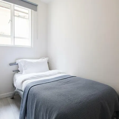 Leinster Gardens By Lime Street Apartment *