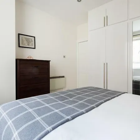 Leinster Gardens By Lime Street London