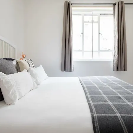 Leinster Gardens By Lime Street Apartment