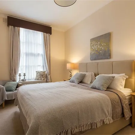 Park Lane Apartments/shaw House לונדון