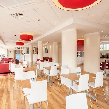 Travelodge Wembley 3* Londres