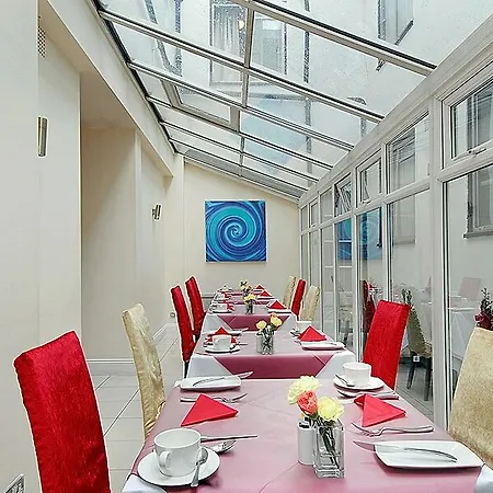 Otel Park Grand Hyde Park 4*