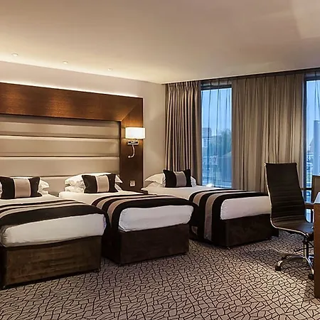 Park Grand Heathrow 4*