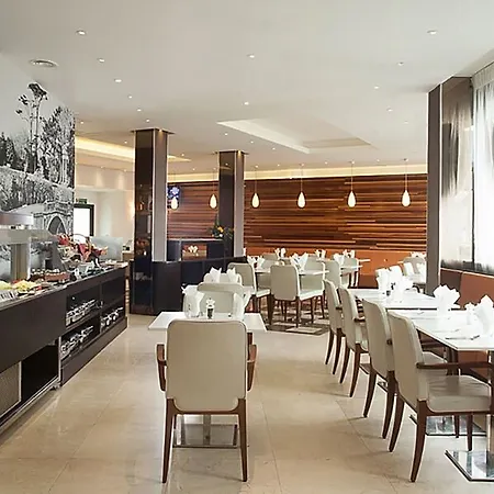 Park Grand Heathrow Hotel Hounslow