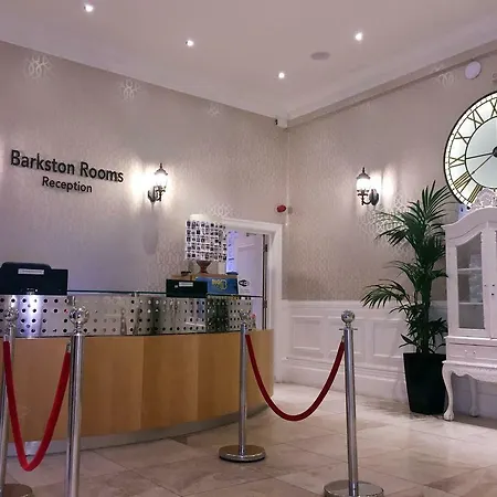 Barkston Earls Court