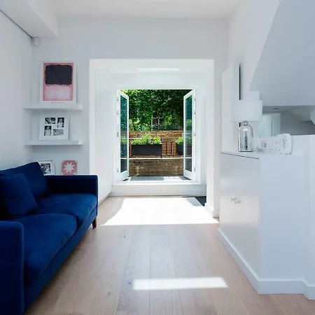 Holiday home Veeve - Princedale Road Minimalism *
