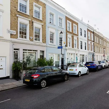 Veeve - Princedale Road Minimalism * London