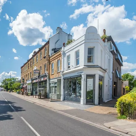 Apartament Traditional Richmond By Twickenham By Underthedoormat