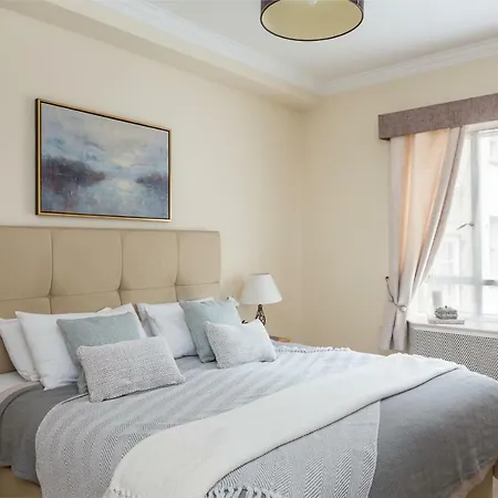 Park Lane Apartments/shaw House * לונדון