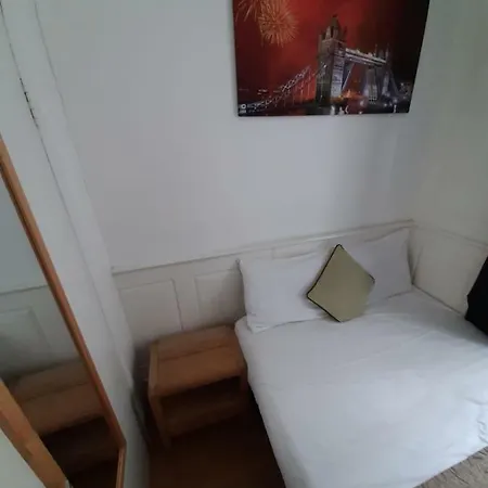 Covent Garden Suites * London