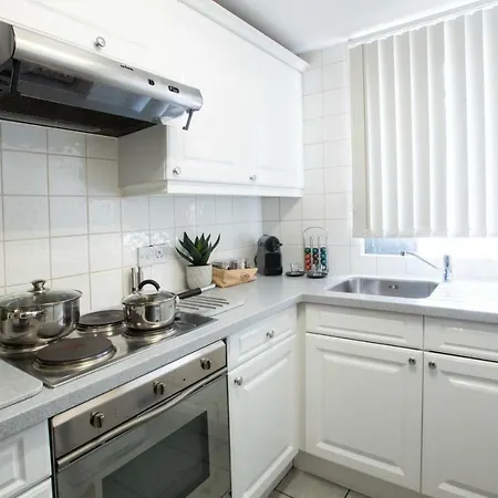 Park Lane Apartments/shaw House לונדון