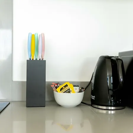Apartment Skyvillion - Cozy In Town With Free Parking & Wifi Enfield