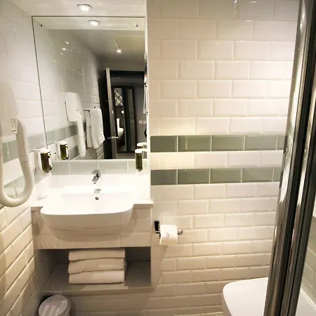 Best Western Plus London Croydon