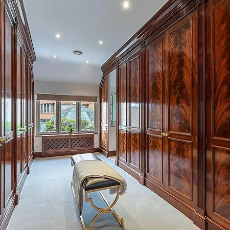 Joivy Stunning 6-bed House Near Harrods In Knightsbridge *