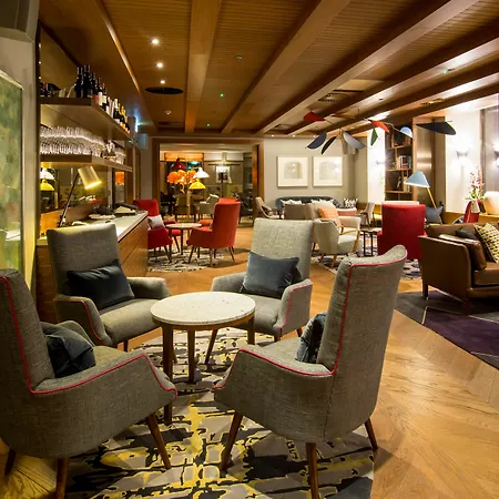 Devonshire Club & 5* Londýn