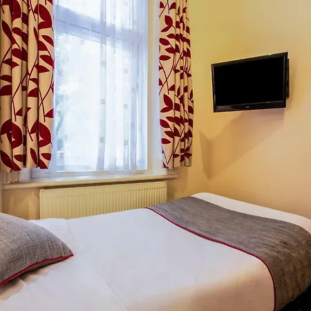 Oyo Lifestyle Golden Guest house