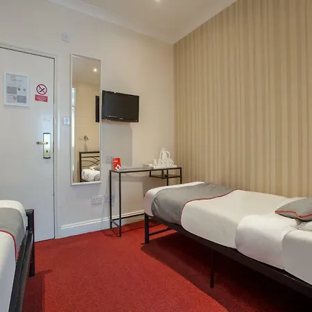 Oyo Lifestyle Golden 3* London