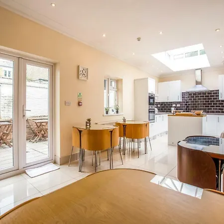 Guest house Oyo Lifestyle Golden London