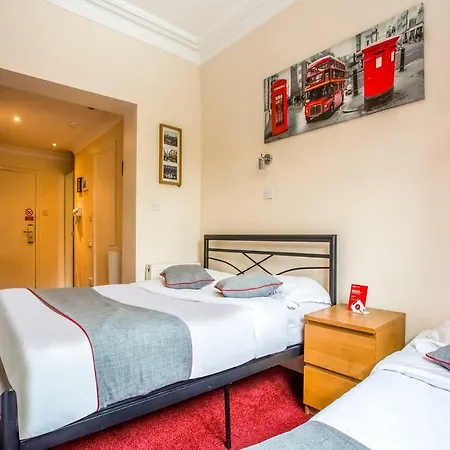 Oyo Lifestyle Golden Guest house