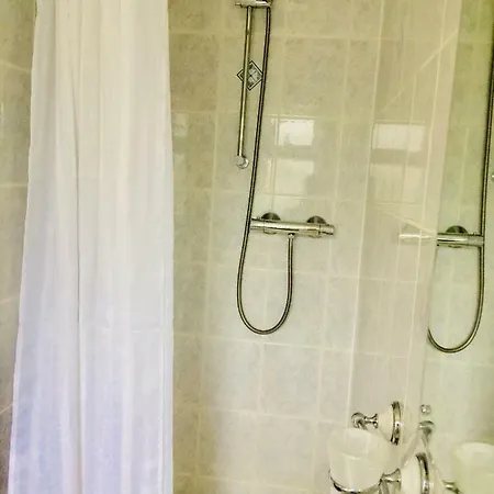 Trevelyan Hotel 2*