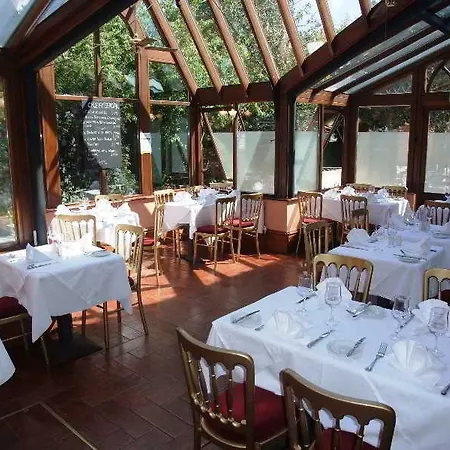 Harefield Manor 3*