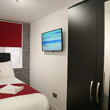 Hotel Wembley Park 3*