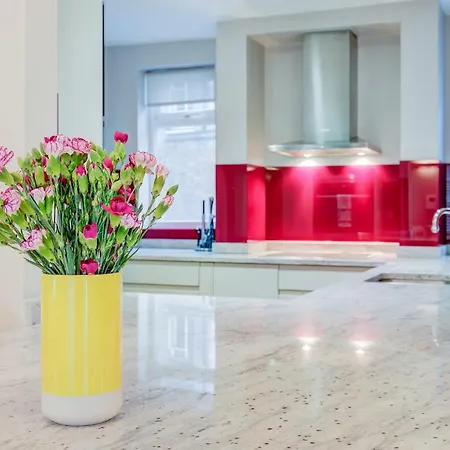 Superb Marylebone Homes * London