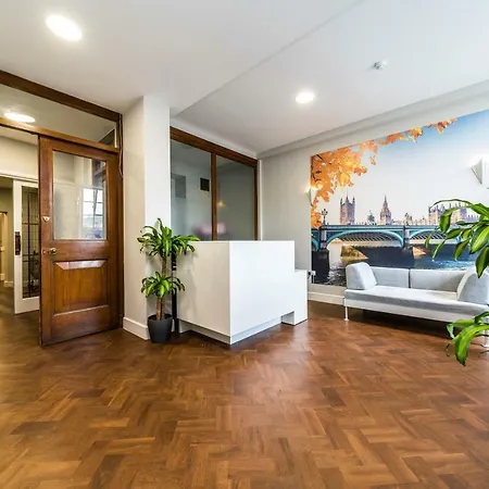 View Guest house London