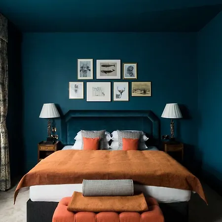 Aragon House 2*