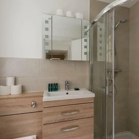 Guestready - Fantastic 2 Bedroom Heart Of * London