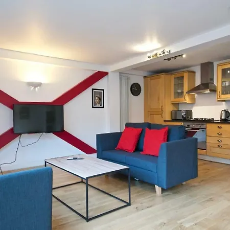 Apartment Acorn - Kamen House
