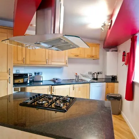 Acorn - Kamen House Apartment