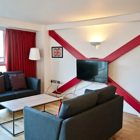 Acorn - Kamen House Apartment