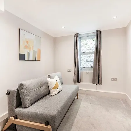 Stylish 2 Bedroom Flat In Knightsbridge ロンドン