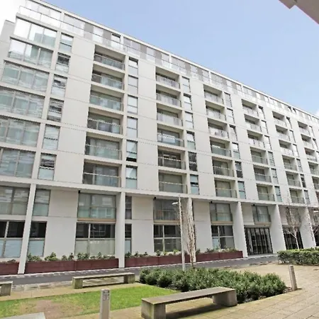 Lanterns Court By Bridgestreet Londra