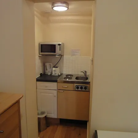 Dylan Paddington Apartment