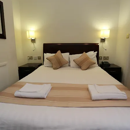 The Kensington Szálloda 3*
