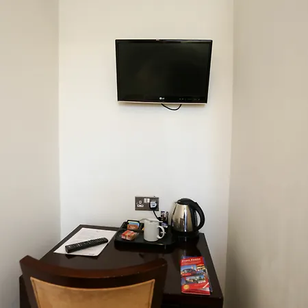 The Kensington 3* London