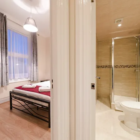 Hellenic By Saba Hotell 3*