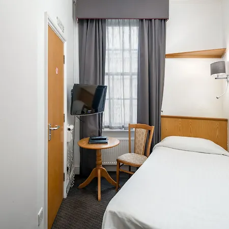 Oyo Townhouse New England, Victoria Hotell London
