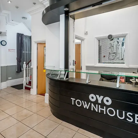 Oyo Townhouse New England, Victoria 3* London