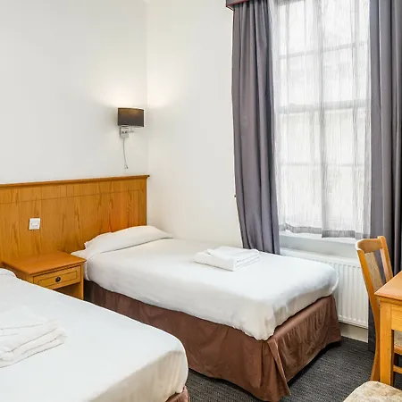 Oyo Townhouse New England, Victoria 3* London
