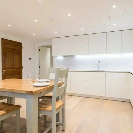 Luxurious By Richmond Park * Richmond (Greater London)